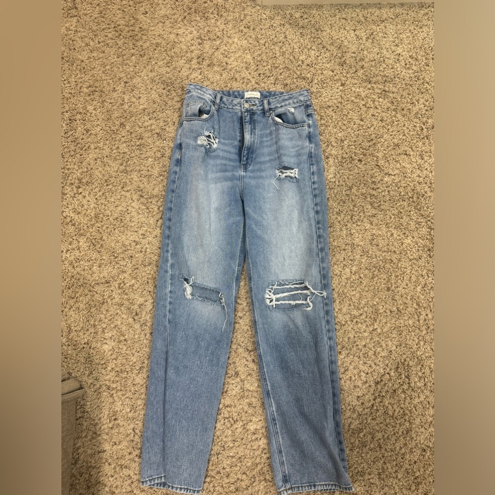 Pacsun Ripped Jeans size 6.